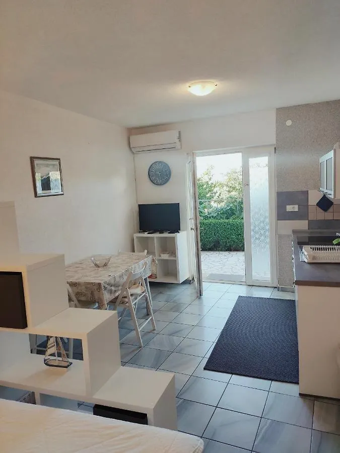 Apartment Mateja Novi Vinodolski